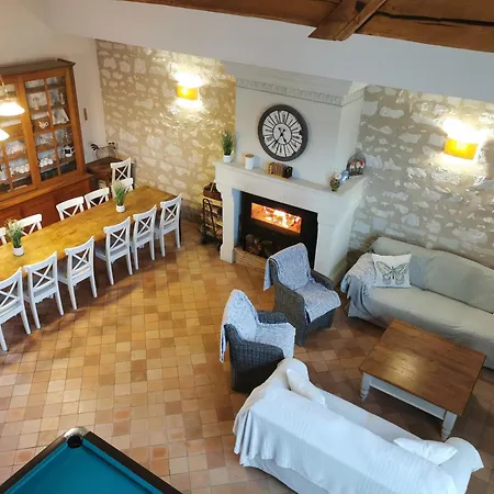 Grand Gite, Campagne, Piscine Et - Saumur Blou
