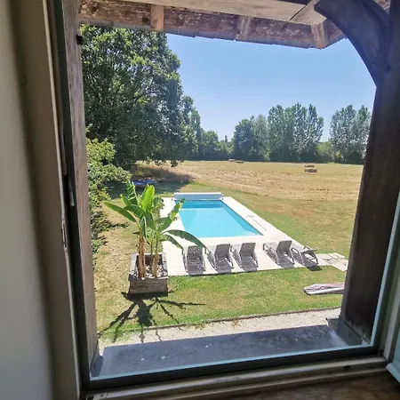 펜션 Grand Gite, Campagne, Piscine Et - Saumur