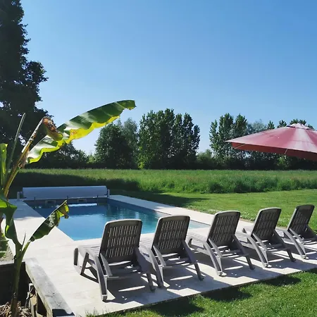 Grand Gite, Campagne, Piscine Et - Saumur * Blou