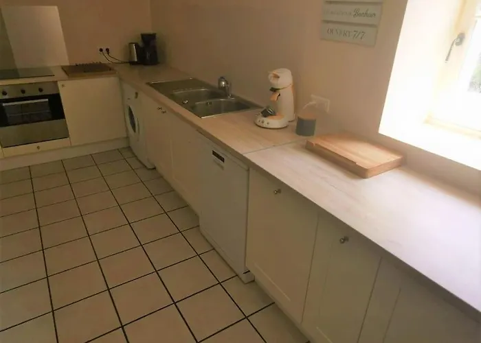 Grand Gite, Campagne, Piscine Et - Saumur Blou