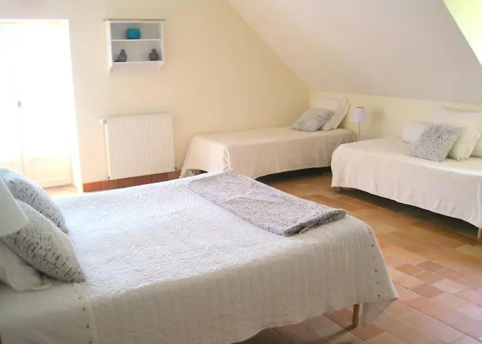 Grand Gite, Campagne, Piscine Et - Saumur Blou