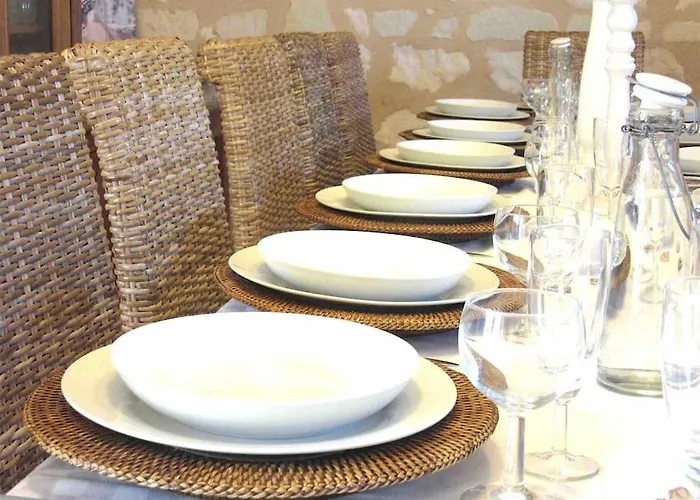 Grand Gite, Campagne, Piscine Et - Saumur Blou